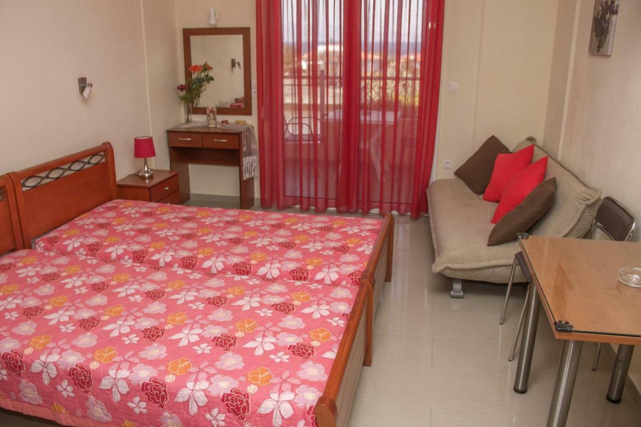 Apartament Golden Sun Rovies Zewnętrze zdjęcie